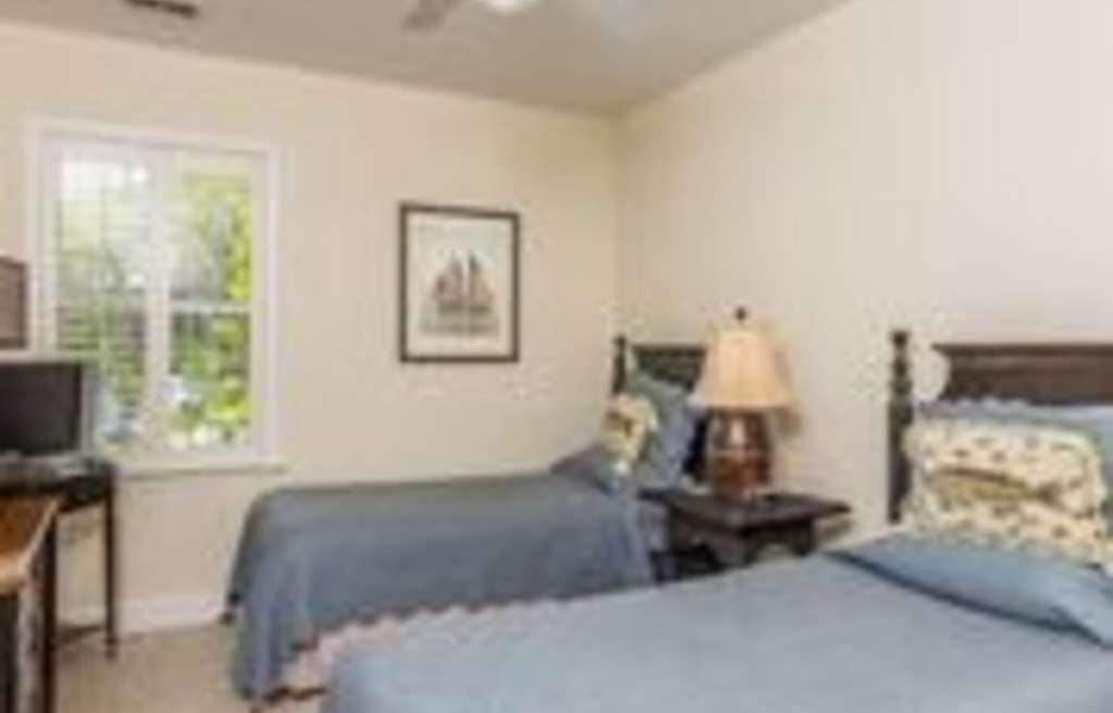 Sea Gate Inn St. Simons Island 客房 照片